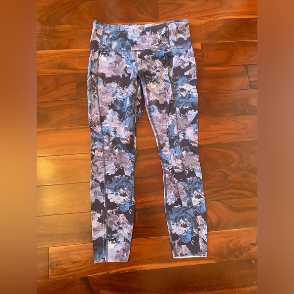 Brand: Lululemon, size: 8, color: marble print - Picture 2 of 2